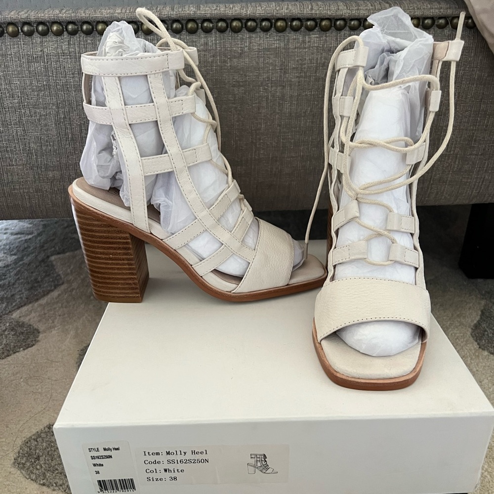 NWT - Sol Sana- Off White Molly Heels
